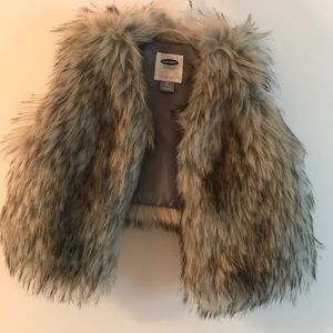 Fur vest! Old navy 3t